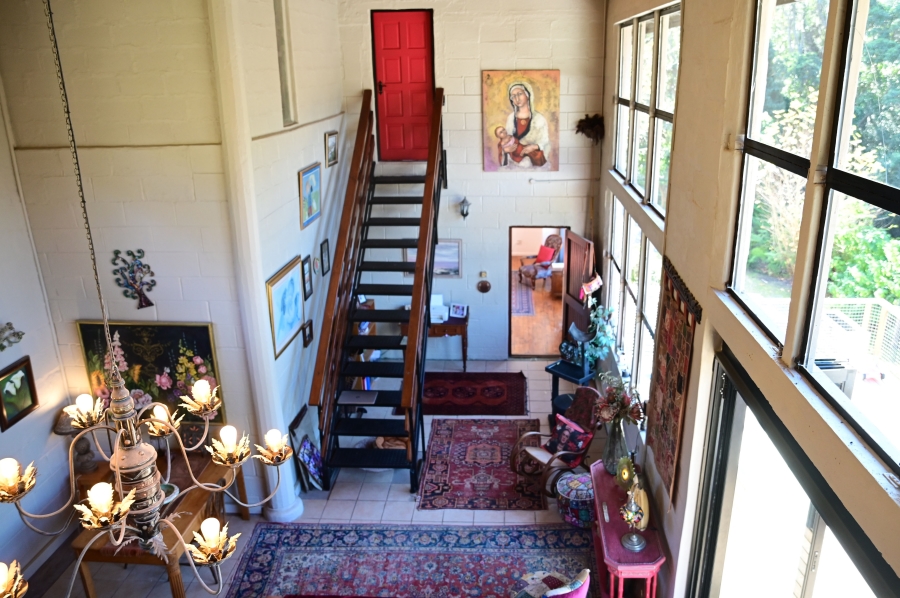 8 Bedroom Property for Sale in Hoekwil Western Cape